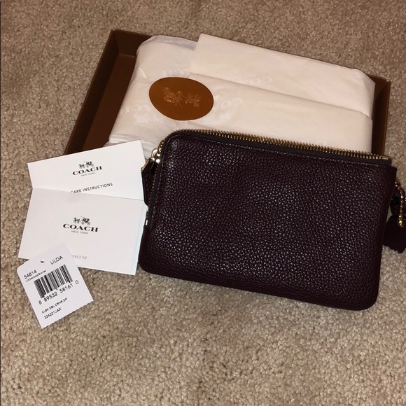 Coach wristlet oxblood/bronze color. Brand new!! - Picture 3 of 6
